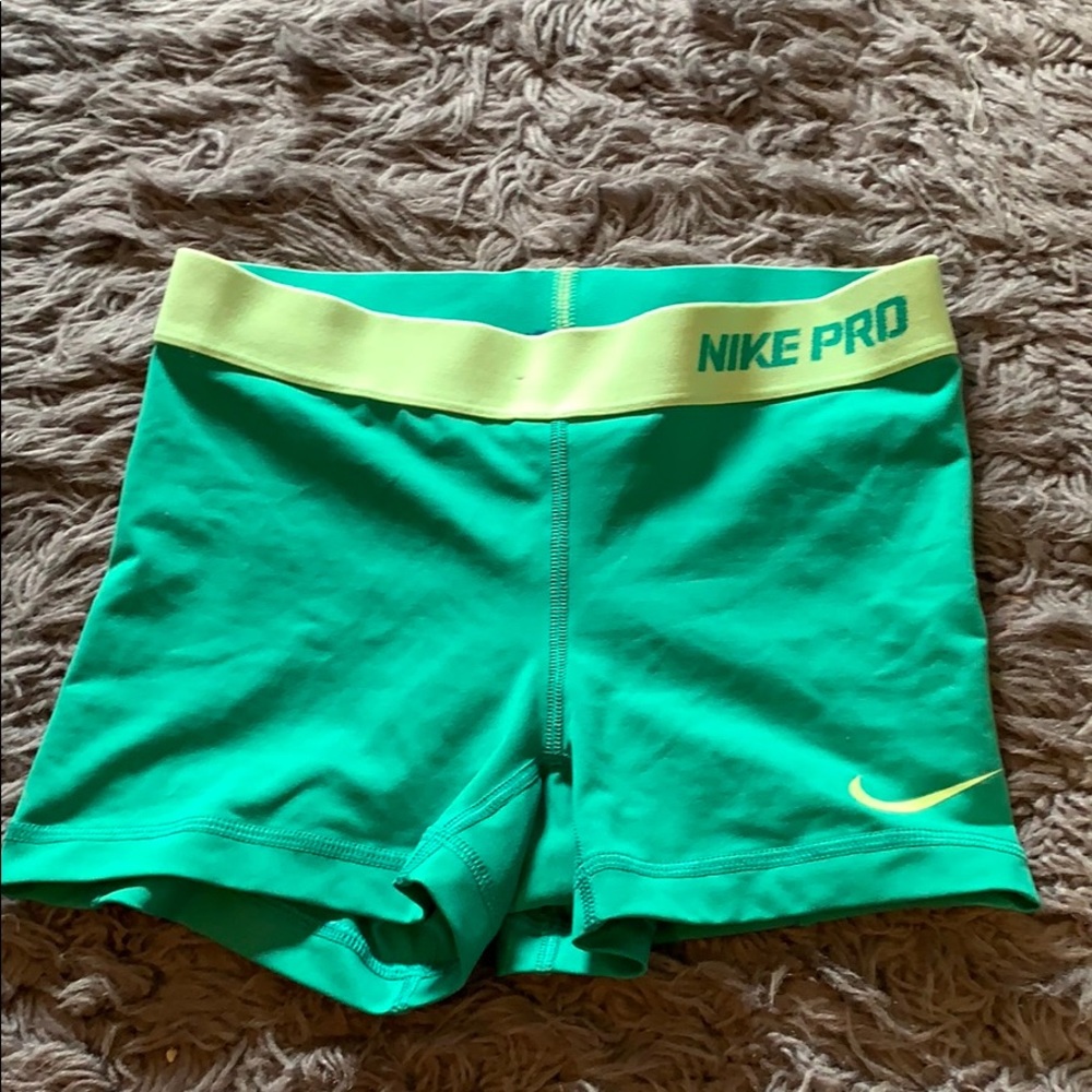 Nike pro spandex